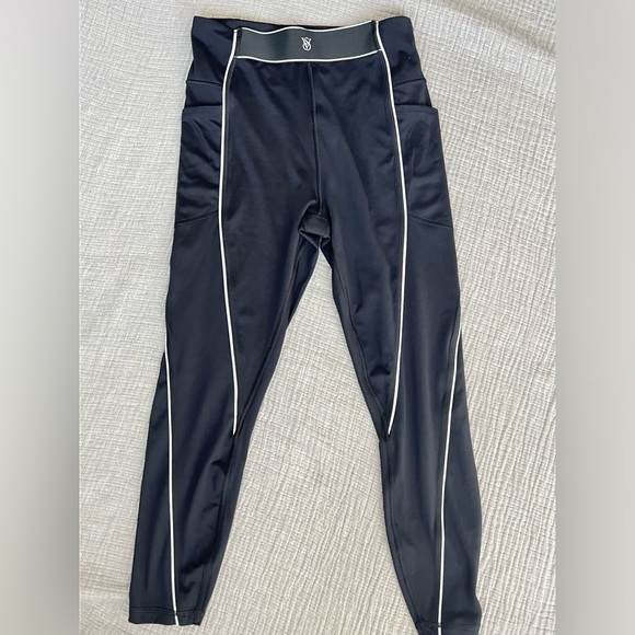 Victoria's Secret Sport leggings Size M - Picture 4 of 6
